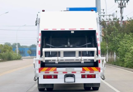 重汽HOWO國六14方壓縮式垃圾車_壓縮式垃圾車生產廠家 重汽HOWO國六14方壓縮式垃圾車_壓縮式垃圾車生產廠家